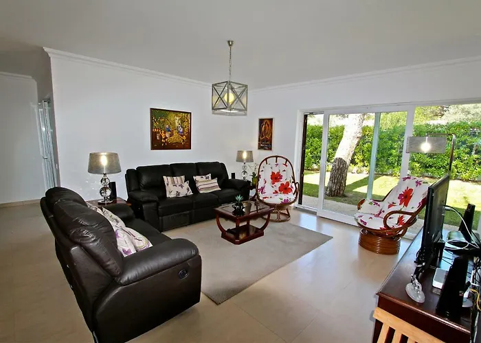 Violeta 51 - Clever Details *